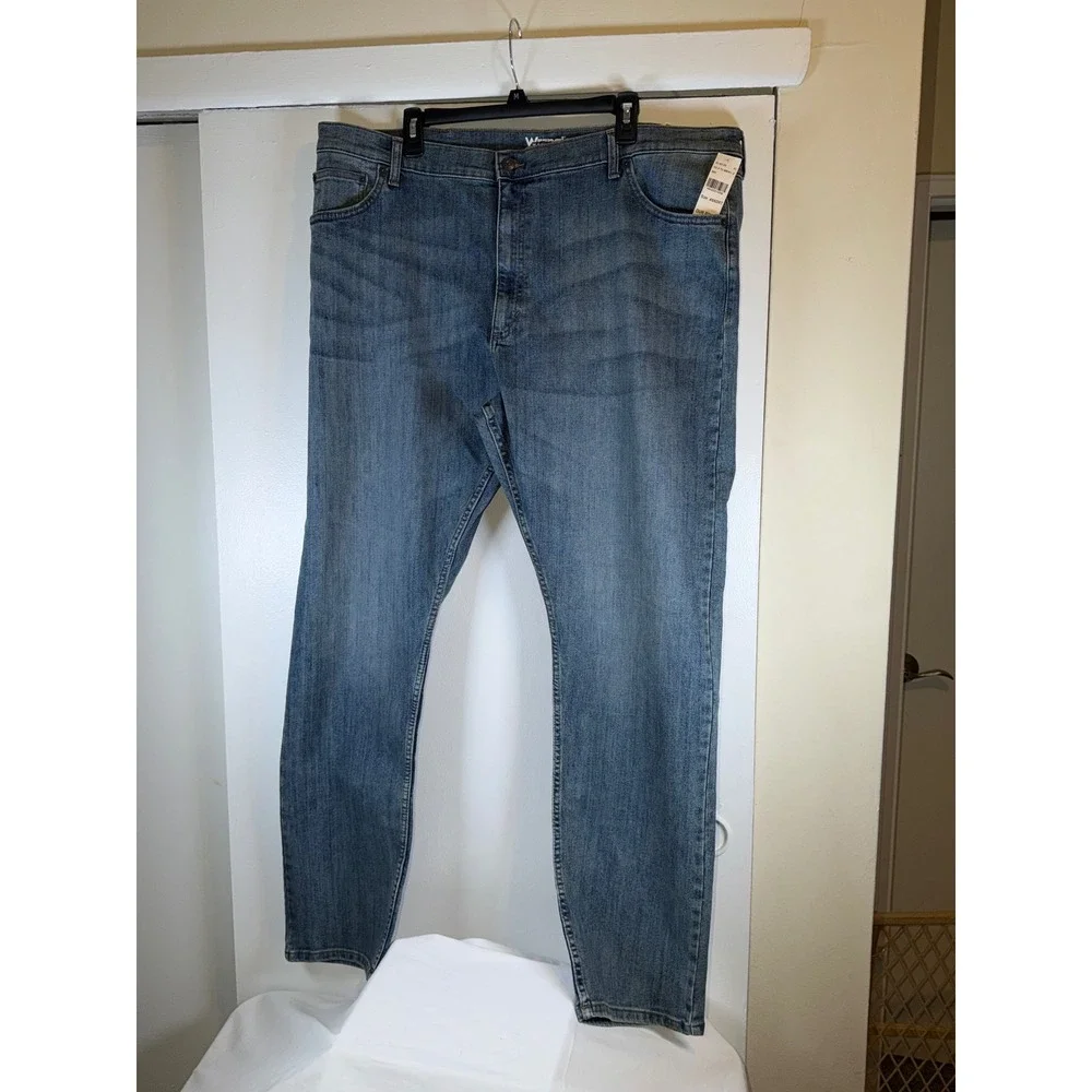 Wrangler Athletic Fit Jeans Mens 42x32 Blue Stretch Denim